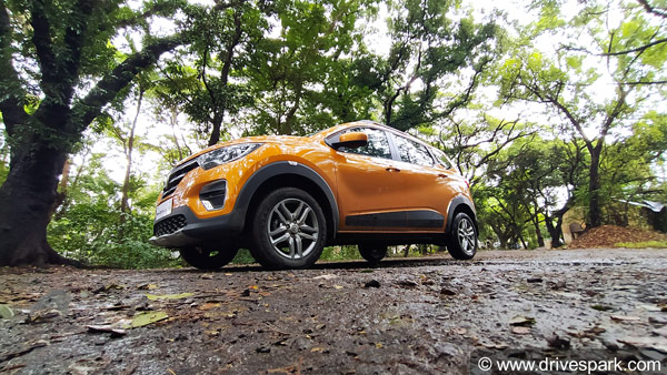 the Triber AMT gets a traditional gear lever that gives the driver the option of manual shifting.