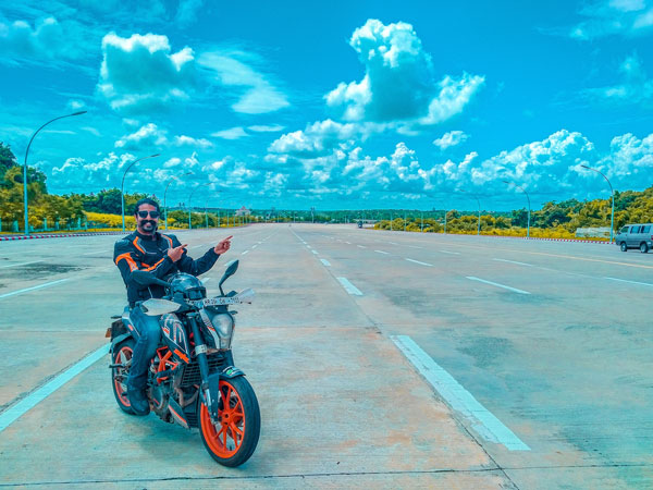 Great Independence Day Ride: 5 Friends, 5 Borders, 5,000 Kilometers & Unlimited Experiences