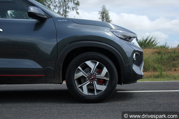Kia Sonet Review (First Drive): Driving Impressions, Performance, Handling, Specs, Mileage, Features, Variants & All Other Details