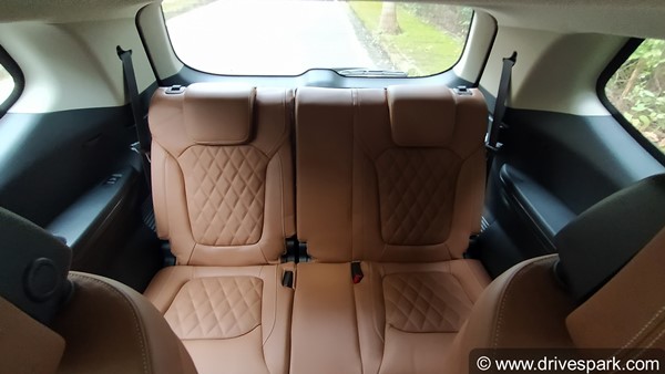 MG Gloster Review (First Drive): The New Luxury Off-Roader SUV In Town!