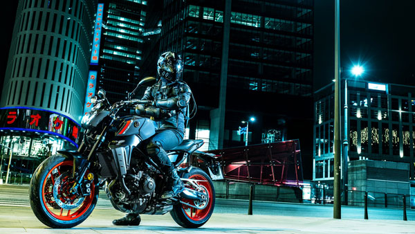 New Yamaha MT-09 (2021) Globally Unveiled: Specs, Features, India Launch & Other Details