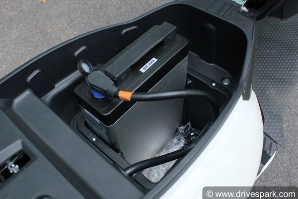 Eeve Xeniaa Long-Term Review (First Report): Design, Styling, Features, Ride Comfort, Practicality & All Other Details