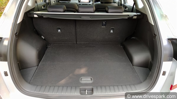 Hyundai Tucson Review (First-Drive): The Mid-Size SUV That Offers Best Of Both Worlds?