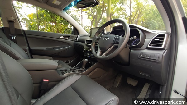 Hyundai Tucson Review (First-Drive): The Mid-Size SUV That Offers Best Of Both Worlds?