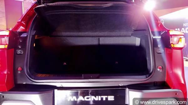 Nissan Magnite Review (First Look): Design, Interiors, Features, Boot Space, Dimensions, Specs & All Other Details