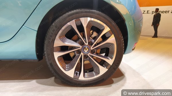 Spy Pics: Renault Zoe EV Spotted Testing Ahead Of India Launch