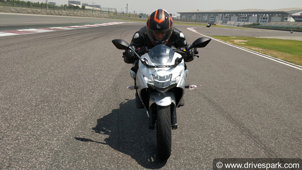 Suzuki Gixxer 155 & 250 New Colours Launched In India: Price, Specs, Features & Other Details