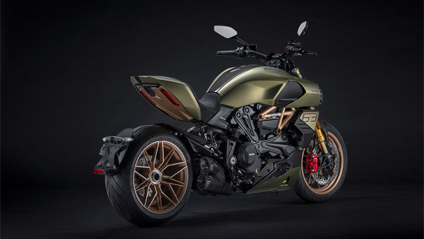 Ducati Diavel 1260 Lamborghini Unveiled: Limited Numbers, Specs & Other Details