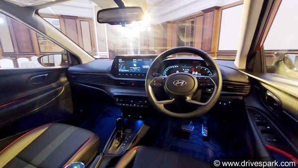 All-New Hyundai i20: Top Speed, Mileage, Specs, Dimensions, Boot Space, Ground Clearance, Price, Colours, Variants & All Other Details