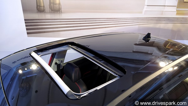 All-New Hyundai i20: Top Speed, Mileage, Specs, Dimensions, Boot Space, Ground Clearance, Price, Colours, Variants & All Other Details