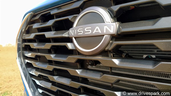 Nissan Magnite Review (First Drive): Performance & Handling, Specs, Features, Mileage, Design, Interiors, Pricing & Other Details