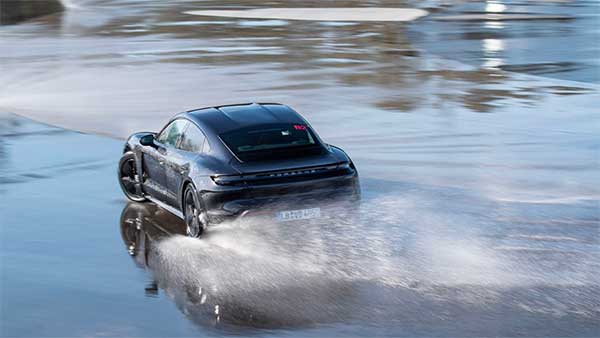 World Drifting Record By Porsche Taycan: Electric Supercar Enters Guinness World Record Books By Drifting For 42.171 Kms In 55 Minutes