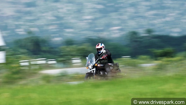 Royal Enfield Meteor 350 Review: Riding Impressions, Performances, Specs, Features, Tripper Navigation & Other Details