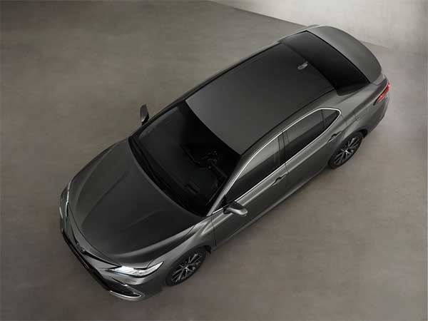 Toyota Camry Hybrid Facelift Unveiled Globally: Expected India Launch, Updates & Other Details