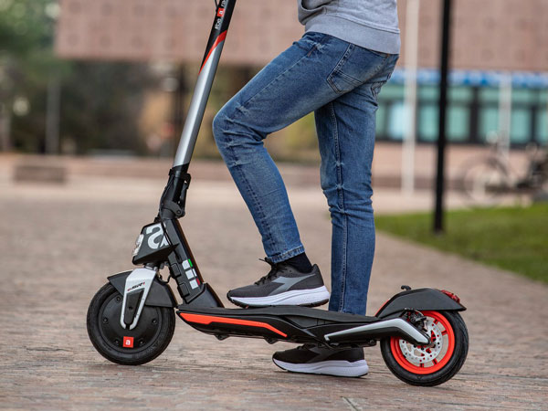 Aprilia eSR1 Micro Electric Scooter Makes Its Global Debut: Here's Everything You Need To Know 