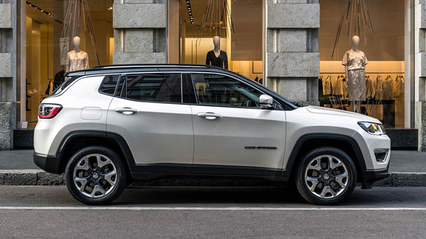 Jeep Compass December Offers: Cash Discounts, Exchange Bonus & Other Benefits