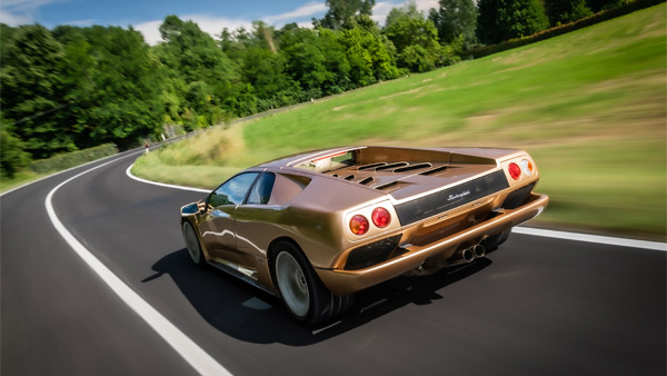 Lamborghini Diablo Celebrates 30th Year Anniversary: Production Numbers, Launch Year & Other Details