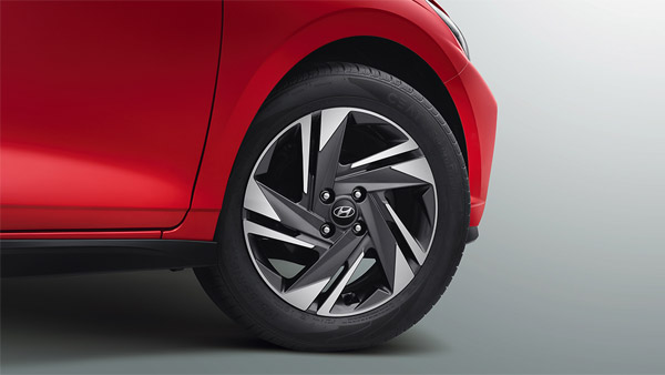 New Hyundai i20 Bookings Cross 30,000 Units In 40 Days Of Launch: Deliveries & Waiting Period Details Explained