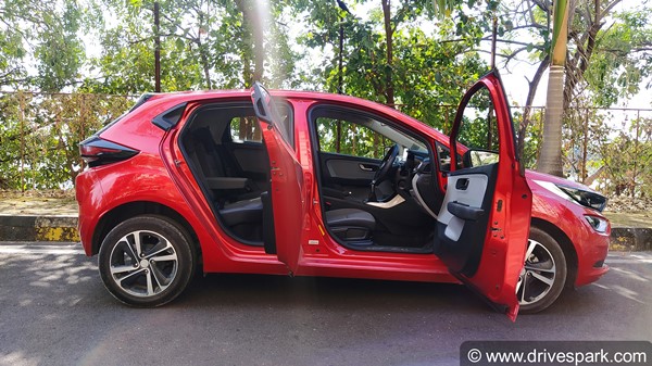 Tata Altroz BS6 Diesel Review (Road Test)