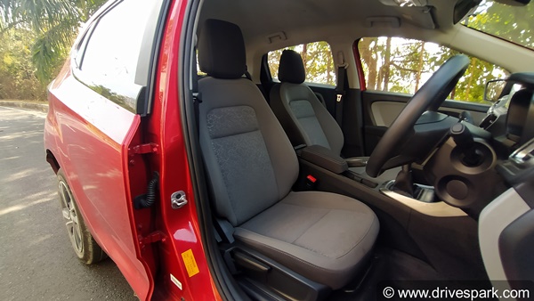 Tata Altroz BS6 Diesel Review (Road Test)