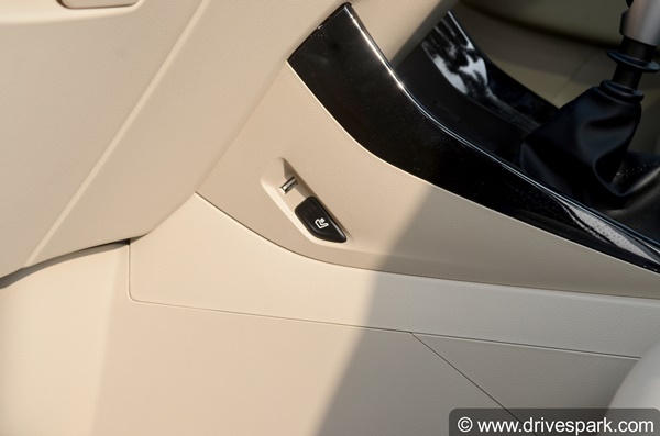 2021 MG Hector Facelift SUV (First Look)