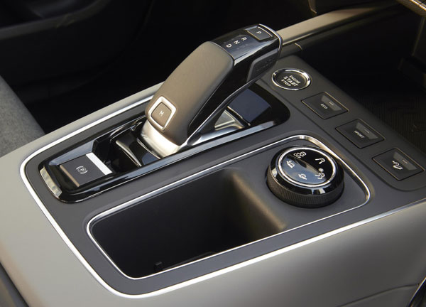 Citroen C5 Aircross SUV India Debut On 1st February 2021: Expected Launch Date, Price, Specs, Features & Other Details Citroen C5 Aircross SUV India Debut On 1st February 2021: Expected Launch Date, Price, Specs, Features & Other Details