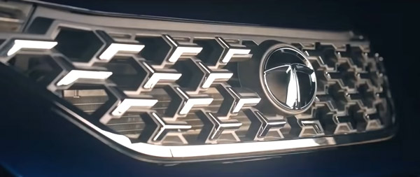 All-New Tata Safari Spotted Undisguised Ahead Of Launch: Here Are The Details