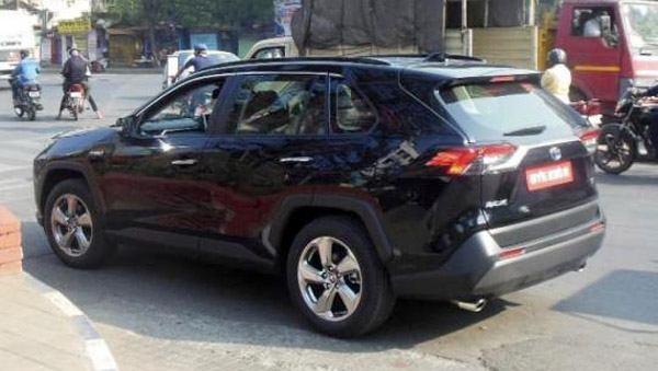 Toyota RAV4 SUV Spied Testing In India