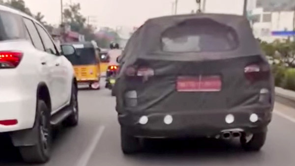 Hyundai Alcazar SUV Spotted Testing Once Again: Here's Everything You Need To Know