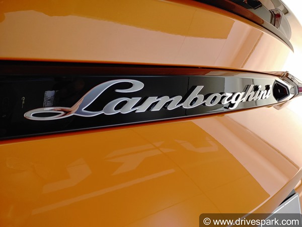Lamborghini Arancio Leonis Pearl Capsule Design Edition (First Look)