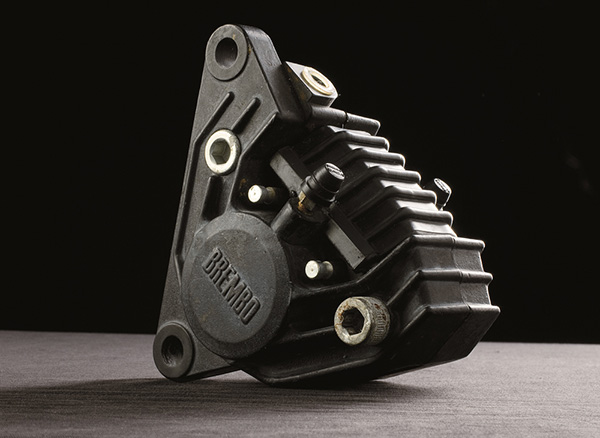 Brembo Brake Calipers With LEDs: Brembo Reveals G Sessanta LED Brake Caliper Concept