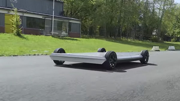 Saietta In-Wheel Motor Technology Showcased: Electric Vehicles Get New Technology