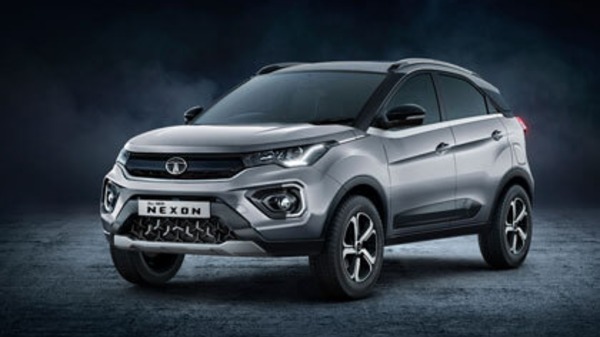Tata Nexon Receives Several Changes Silently: New Alloy Wheels, Buttons Removed, Tectonic Blue Colour Discontinued & Other Details