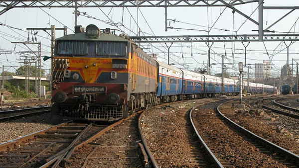Deccan Queen Turns 90: Here Are Some Interesting Facts About The Superfast Train
