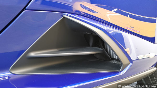 Lamborghini Huracan Evo RWD Spyder Review (First Look): Design, Interiors, Specifications, Features, Colours & Details