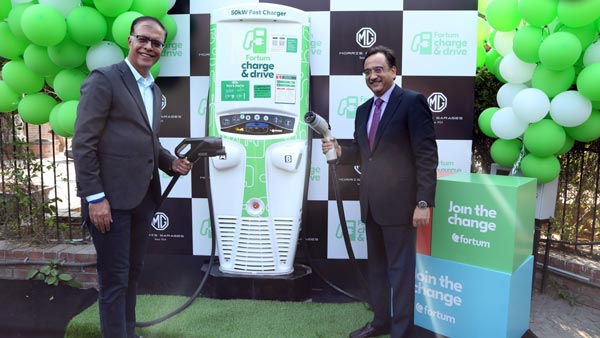 EV Charger Installation In Delhi Becomes Easier: New Application Process Implemented EV Charger Installation In Delhi Becomes Easier: New Application Process Implemented