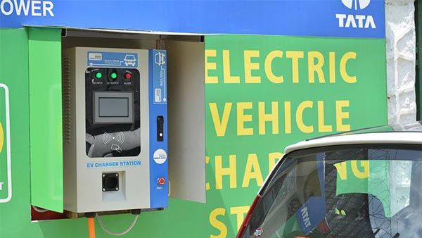 EV Charger Installation In Delhi Becomes Easier: New Application Process Implemented EV Charger Installation In Delhi Becomes Easier: New Application Process Implemented