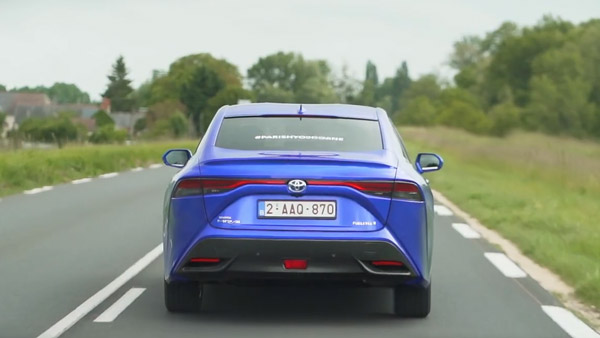 Toyota Mirai Breaks World Record For Longest Distance On One Tank Of Hydrogen