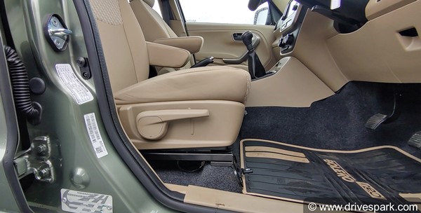 Mahindra Bolero Neo Review (First Drive) — Practical, Rugged & Fun-To-Drive