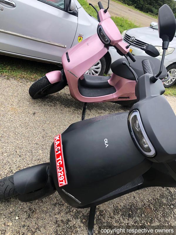 Ola Electric Scooter Spotted In All Colour Options: Pink, Black Or Blue, What’s Your Pick?