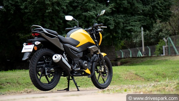 TVS Raider 125 Review: Riding Impressions, Engine Specs, Performance, Features, Price & Other Details TVS Raider 125 Review: Riding Impressions, Engine Specs, Performance, Features, Price & Other Details