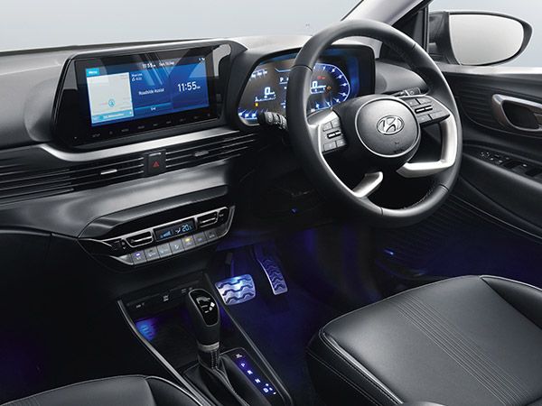 Hyundai Venue Vs Hyundai i20; Which One Should You Pick?