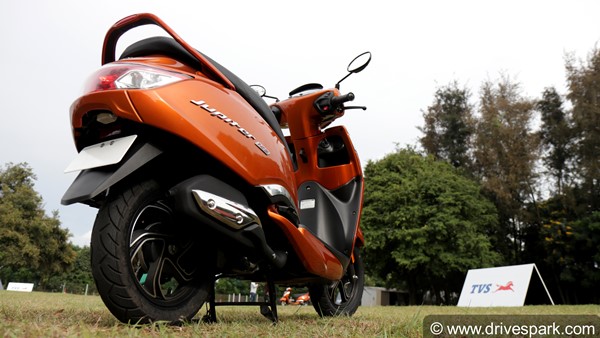TVS Jupiter 125 Review — Bigger, More Powerful & Effortless | Bringing Convenience To The Segment