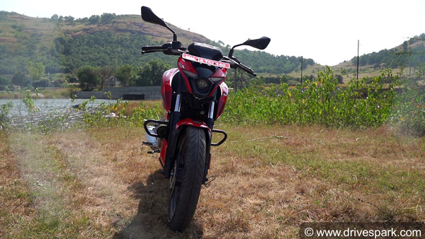 Yamaha FZ25 Vs Bajaj N250; Which One Should You Put Your Money On?