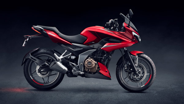 Bajaj Dominar 250 Vs Bajaj 250; Which One Should You Pick?