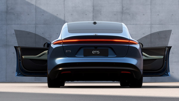 Nio ET5 EV Debuts With 1,000km Range