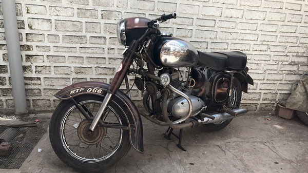 Classic Legends Reveals Yezdi Launch Date?