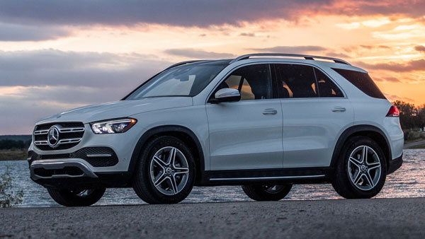 Mercedes Sued Over Soft Close Doors That Cut Off Man's Thumb