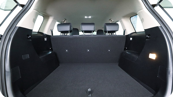 BYD e6 Electric MPV Deliveries Begin In Six Cities: 520KM Range, Fast Charging & Other Details