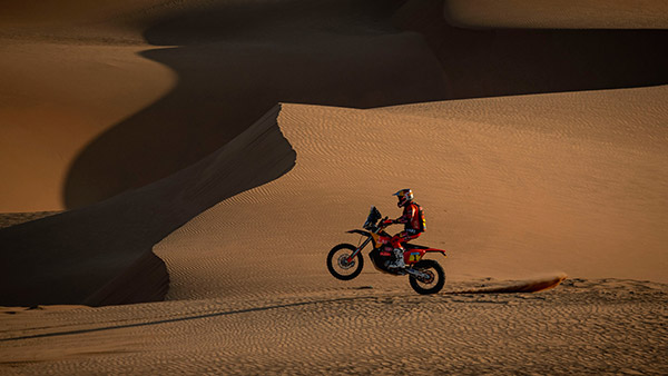 Dakar 2022 Stage 10 Results — Toby Price & Stephane Peterhansel Claim Victory